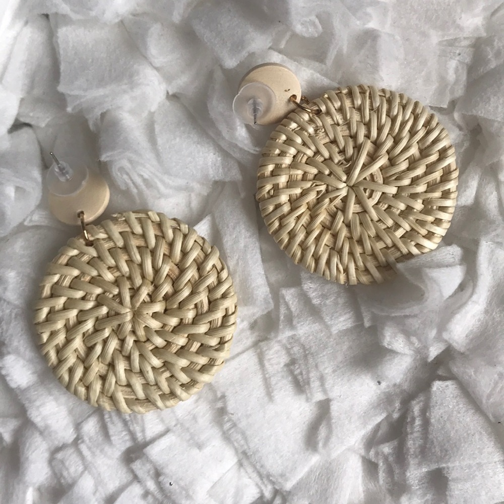 Handmade Rattan Earrings - Picture 3 of 3